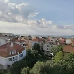 Apartment White Home-apartament *