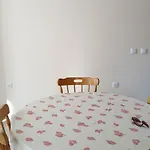 Apartment White Home-apartament *