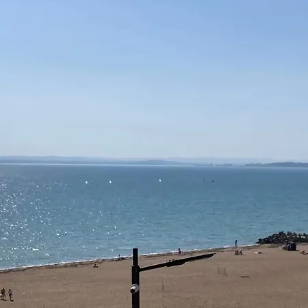 Апартаменты White Home-apartament