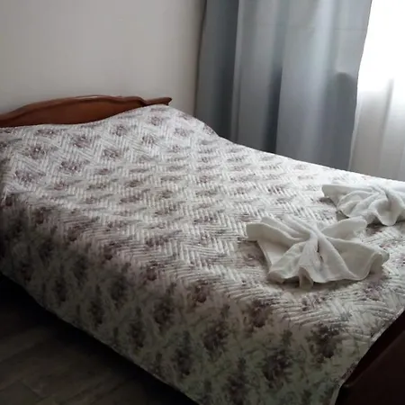 White Home-apartament Апартаменты *