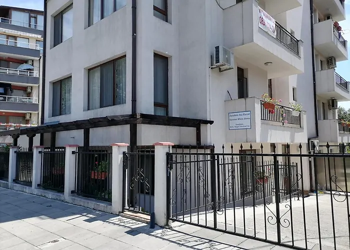 Διαμέρισμα White Home-apartament Μπουργκάς