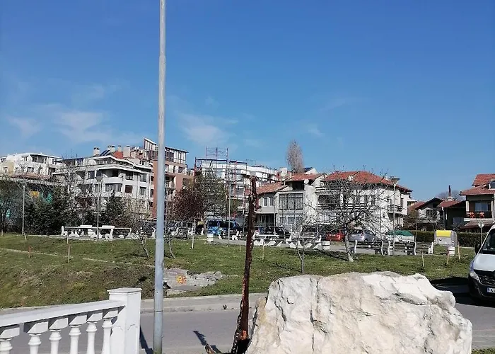 Διαμέρισμα White Home-apartament