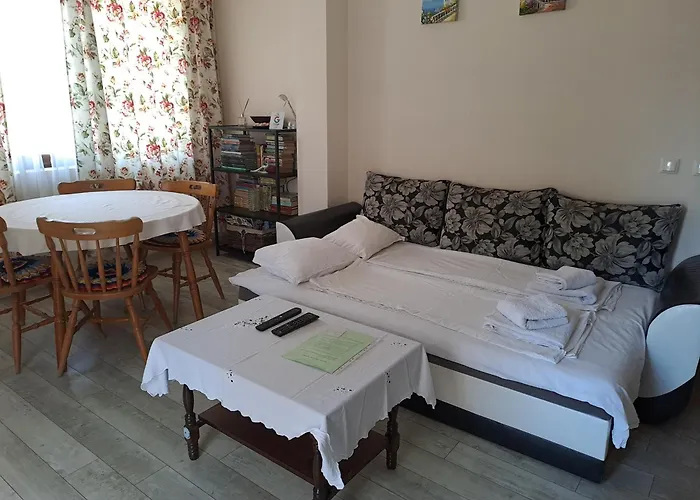 White Home-apartament Διαμέρισμα Μπουργκάς