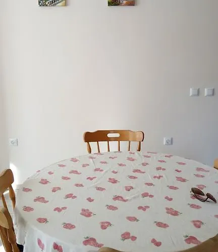 Διαμέρισμα White Home-apartament *