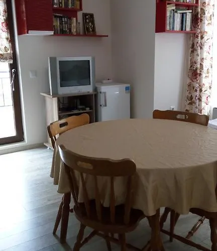 White Home-apartament * Μπουργκάς