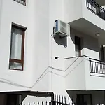 White Home-apartament Apartment *