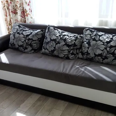 White Home-apartament شقة *
