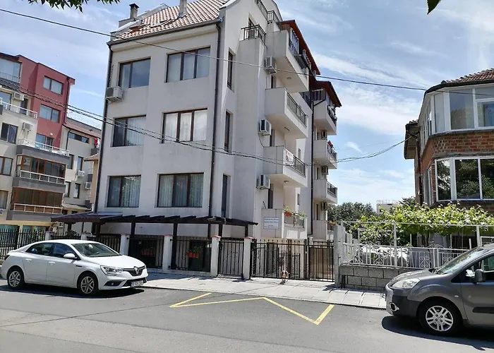 Apartman White Home-apartament *